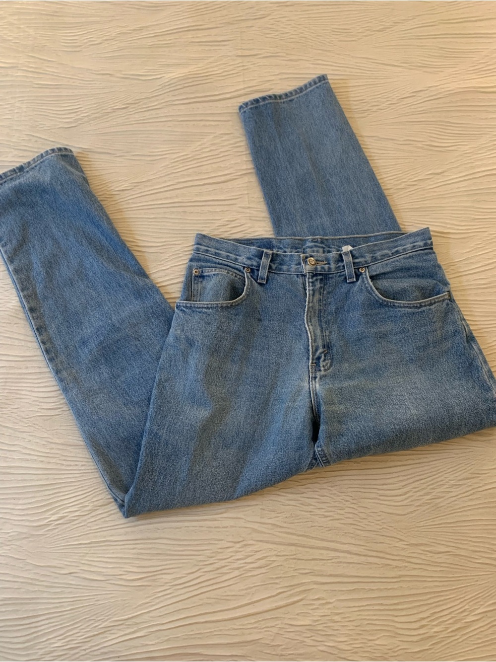 Vintage Faded Glory Straight Leg/Tapered fit faded jeans, size 32x31